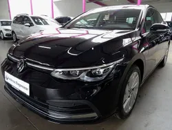 Schwarz Gebraucht 2023 VW Golf VIII Style Limousine | 21.849 € (Superpreis)