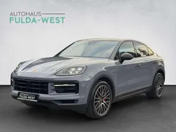 Grau Gebraucht 2024 Porsche Cayenne S SUV | 114.440 € (Superpreis)