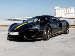 Schwarz Gebraucht 2017 McLaren 540C | 104.999 €