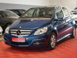 Blau Gebraucht 2010 Mercedes B180 Sport Edition Van / Kleinbus | 6.950 € (Fairer Preis)