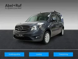 Grau Gebraucht 2019 Mercedes Citan 111 Edition Kombi | 12.699 € (Fairer Preis)