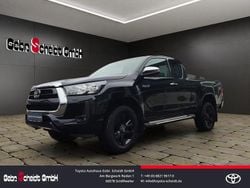 Tiefschwarz mica metallic Gebraucht 2021 Toyota HiLux Comfort Abholung | 38.880 € (Guter Preis)