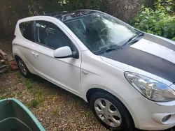 Weiß Gebraucht 2010 Hyundai i20 Kleinwagen | 1.650 € (Superpreis)