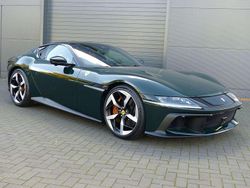 Racing green Neu 2025 Ferrari 12 Cilindri Coupé | 494.800 €