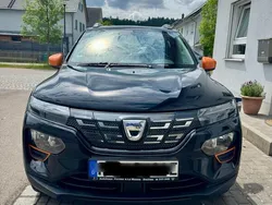 Schwarz Gebraucht 2022 Dacia Spring Comfort Plus Kleinwagen | 10.500 € (Guter Preis)