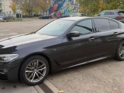 Grau Gebraucht 2018 BMW 520 M Sport Limousine | 26.500 € (Fairer Preis)