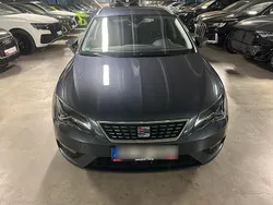 Grau Gebraucht 2020 Seat Leon ST Kombi | 17.000 € (Guter Preis)