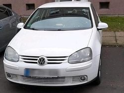 Weiß Gebraucht 2008 VW Golf Limousine | 2.500 € (Fairer Preis)