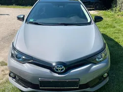 Grau Gebraucht 2019 Toyota Auris Hybrid Style Limousine | 18.500 € (Fairer Preis)