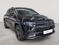 Kosmosschwarz metallic Gebraucht 2022 Mercedes EQA250 AMG line SUV | 29.290 € (Fairer Preis)