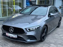 Grau Gebraucht 2020 Mercedes A200 AMG line Limousine | 28.990 € (Etwas zu teuer)