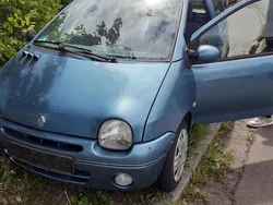 Grün Gebraucht 2003 Renault Twingo Kleinwagen | 1.500 € (Fairer Preis)