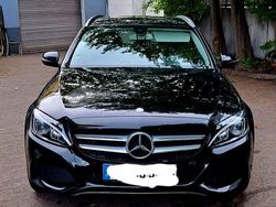 Schwarz Gebraucht 2016 Mercedes 220 Kombi | 13.750 €