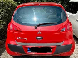 Rot Gebraucht 2005 Mitsubishi Colt Kleinwagen | 750 €