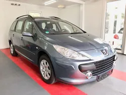 Grau Gebraucht 2005 Peugeot 307 Tendance Kombi | 2.950 € (Fairer Preis)