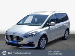 Silber Gebraucht 2022 Ford Galaxy Titanium Van / Kleinbus | 35.440 € (Fairer Preis)