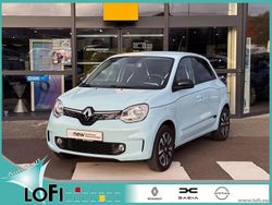 Blau Gebraucht 2023 Renault Twingo Techno Kleinwagen | 15.490 € (Fairer Preis)