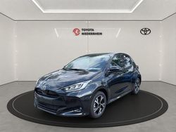 Schwarz Gebraucht 2025 Toyota Yaris Hybrid Comfort Limousine | 29.435 € (Teuer)