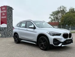 Silber Gebraucht 2021 BMW X1 Sport Line SUV | 23.900 € (Guter Preis)