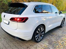 Weiß Gebraucht 2020 VW Touareg R-line SUV | 44.600 € (Teuer)