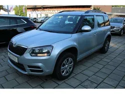 Brilliantsilver Gebraucht 2015 Skoda Yeti Active SUV | 9.950 € (Guter Preis)