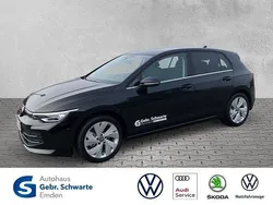 Othercolor Gebraucht 2024 VW Golf VIII Style Kleinwagen | 30.500 € (Etwas zu teuer)