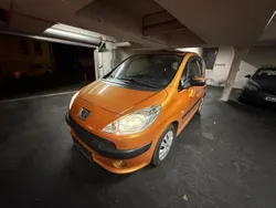 Orange Gebraucht 2006 Peugeot 1007 Kleinwagen | 1.500 € (Superpreis)