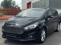 Schwarz Gebraucht 2016 Ford S-MAX Business Edition Van / Kleinbus | 12.270 € (Fairer Preis)