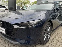 Blau Gebraucht 2023 Mazda 3 Exclusive-Line Limousine | 25.900 € (Fairer Preis)