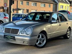 Silber Gebraucht 1997 Mercedes E280 Avantgarde Limousine | 4.990 € (Guter Preis)