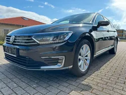 Schwarz Gebraucht 2017 VW Passat GTE Kombi | 12.995 € (Fairer Preis)