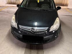 Schwarz Gebraucht 2011 Opel Corsa Kleinwagen | 3.500 € (Fairer Preis)