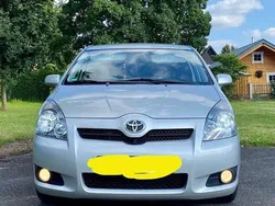 Silber Gebraucht 2007 Toyota Corolla Verso Executive Van / Kleinbus | 5.500 € (Fairer Preis)