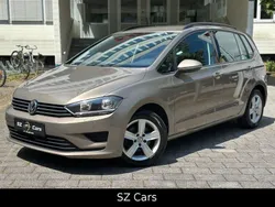 Gold Gebraucht 2014 VW Golf Sportsvan Comfortline Van / Kleinbus | 12.999 € (Fairer Preis)