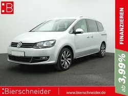 Silber Gebraucht 2022 VW Sharan Highline Van / Kleinbus | 33.450 € (Etwas zu teuer)
