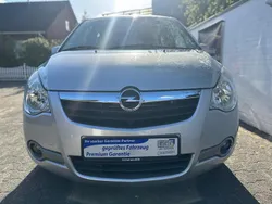 Silber Gebraucht 2008 Opel Agila Enjoy Limousine | 3.790 €