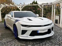 Weiß Gebraucht 2016 Chevrolet Camaro SS Coupé | 43.899 €