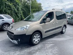 Silber Gebraucht 2010 Peugeot Partner Tepee Family Van / Kleinbus | 3.900 € (Guter Preis)
