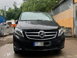 Schwarz Gebraucht 2016 Mercedes V250 Van / Kleinbus | 34.900 € (Teuer)