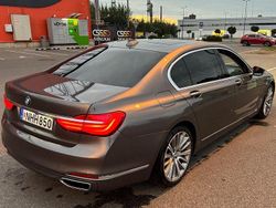 Grau Gebraucht 2015 BMW 750L Performance Limousine | 19.800 € (Superpreis)