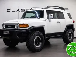 Weiß Gebraucht 2011 Toyota FJ Cruiser SUV | 49.950 €