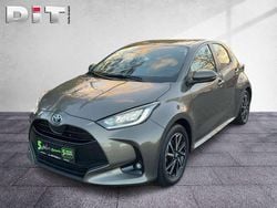 Manganbronze Gebraucht 2022 Toyota Yaris Hybrid Team Kleinwagen | 15.790 € (Guter Preis)