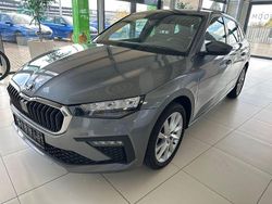 Grau Gebraucht 2024 Skoda Scala Selection Kleinwagen | 20.900 € (Fairer Preis)
