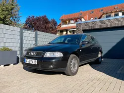 Schwarz Gebraucht 2001 Audi A4 Kombi | 1.999 € (Fairer Preis)