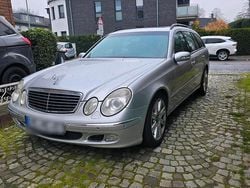 Silber Gebraucht 2003 Mercedes E500 Kombi | 8.500 € (Etwas zu teuer)