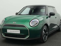 Grün Gebraucht 2024 Mini Cooper Favoured Kleinwagen | 26.850 € (Fairer Preis)