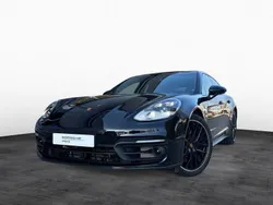 Porsche Panamera 4