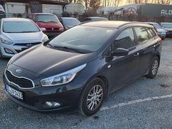 Schwarz Gebraucht 2014 Kia Ceed Sportswagon Edition 7 Kombi | 3.950 € (Teuer)