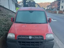 Rot Gebraucht 2001 Fiat Doblò Van / Kleinbus | 1.100 € (Fairer Preis)