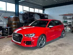 Rot Gebraucht 2020 Audi RS3 Sportback Design Kleinwagen | 36.000 €